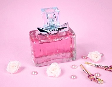 人気で安い プチプラ レディース用香水 香水おすすめ聞いてみた 香水のレビューブログ