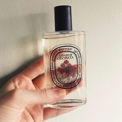 【レビュー】ディプティック香水 ゼラニウム オドラタ 爽やかさと重さのバランスがちょうどいい香り - 香水おすすめ聞いてみた（香水のレビューブログ）